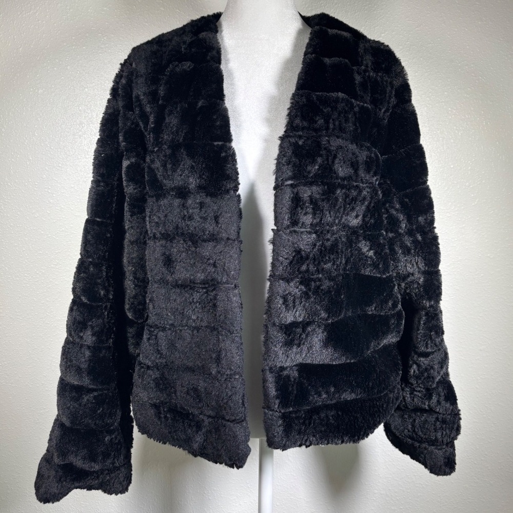 Womens Black Faux Fur Jacket Open Front Tiered Shaggy Coat Pockets Size M Formal